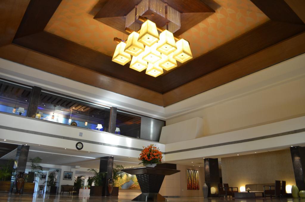 Hotel Mountview Chandigarh Ngoại thất bức ảnh
